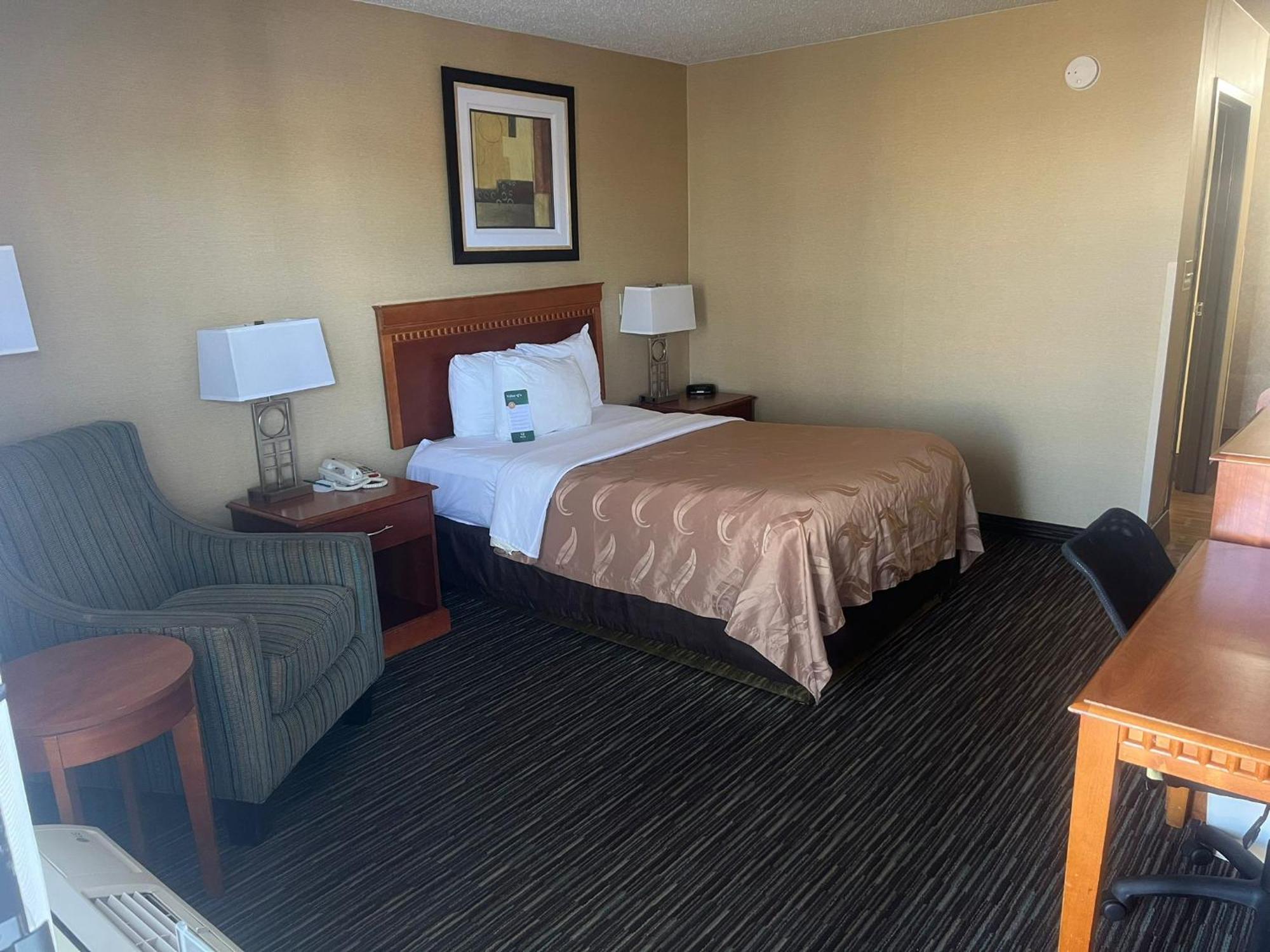 Inn Quality Columbus, Ms